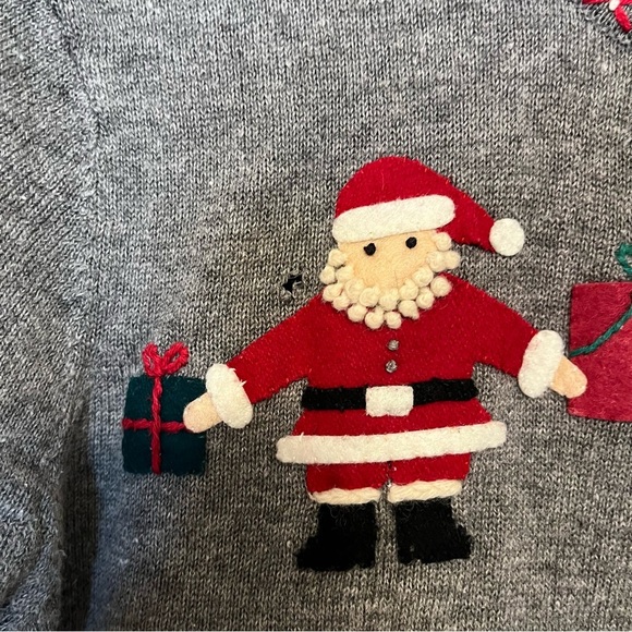Carroll Reed Christmas Santa Gray Cardigan Sweater Women's Size Medium - Picture 4 of 9